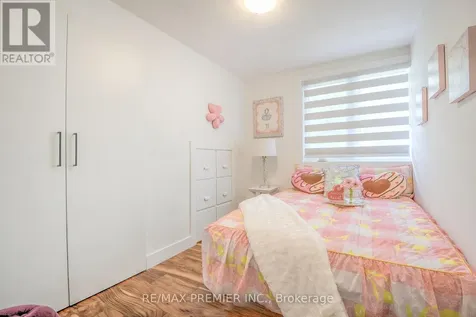 1467 Ouellette Avenue Windsor ON N8X 1K1