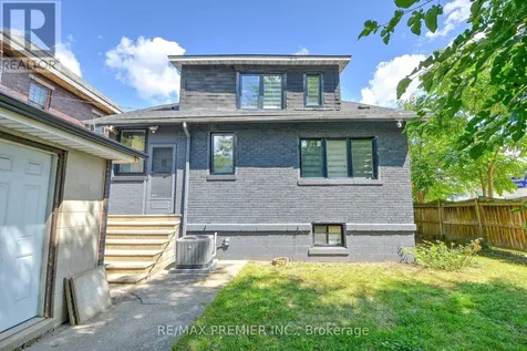 1467 Ouellette Avenue Windsor ON N8X 1K1