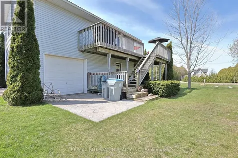 74156 Bluehaven Beach Drive Bluewater (stanley) ON N0M 2T0
