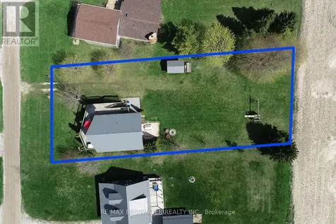 74156 Bluehaven Beach Drive Bluewater (stanley) ON N0M 2T0