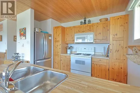 74156 Bluehaven Beach Drive Bluewater (stanley) ON N0M 2T0