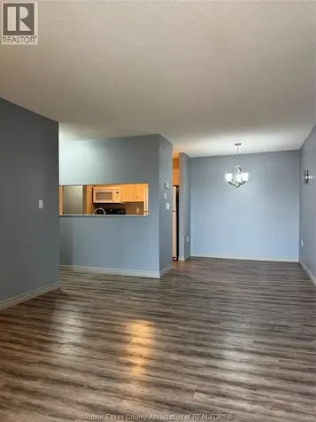 2922 Rivard Windsor ON N8T 3N9