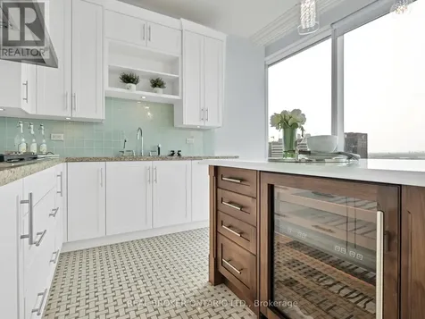 183 Wellington Street West Toronto (waterfront Communities) ON M5V 0A1