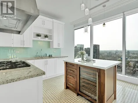 183 Wellington Street West Toronto (waterfront Communities) ON M5V 0A1