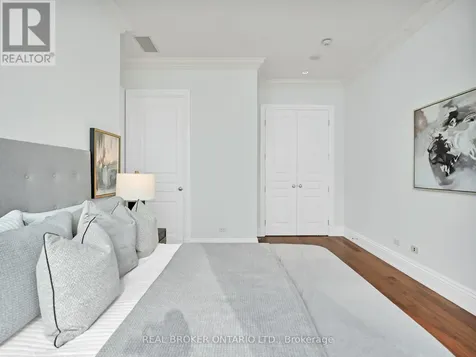 183 Wellington Street West Toronto (waterfront Communities) ON M5V 0A1