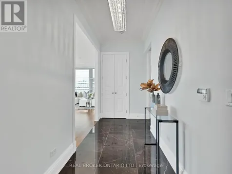 183 Wellington Street West Toronto (waterfront Communities) ON M5V 0A1