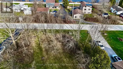 Macintosh Drive Georgian Bluffs ON N0H 1S0