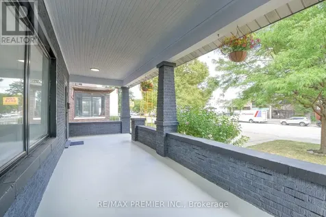 1467 Ouellette Avenue Windsor ON N8X 1K1