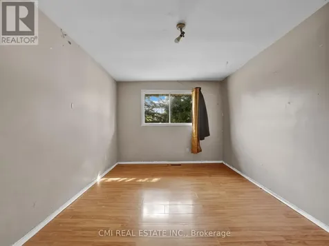 74 Brier Park Road Brantford ON N3R 5T4