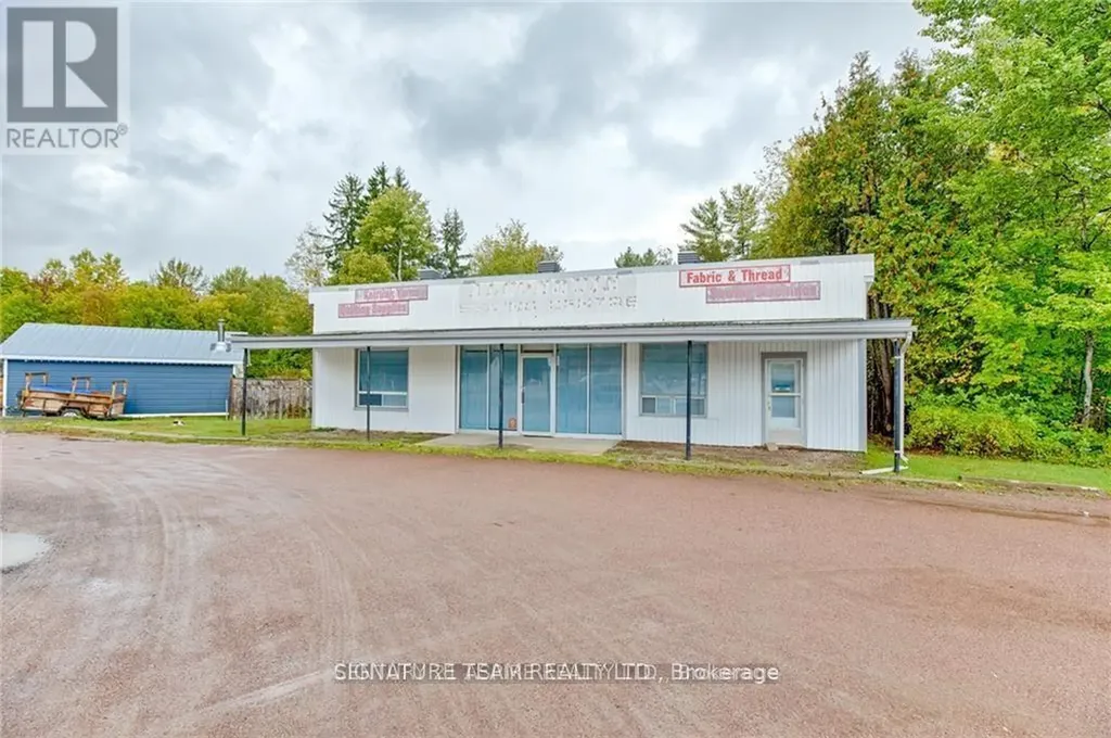 2096 Petawawa Boulevard Petawawa ON K8A 7G9