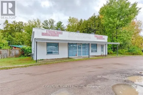 2096 Petawawa Boulevard Petawawa ON K8A 7G9