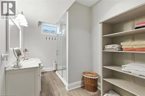 41 Shakespeare Road Dundas ON L9H 7R5
