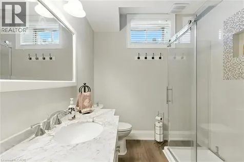 41 Shakespeare Road Dundas ON L9H 7R5