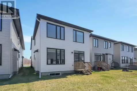6483 Renaud Road Ottawa ON K1W 0R8