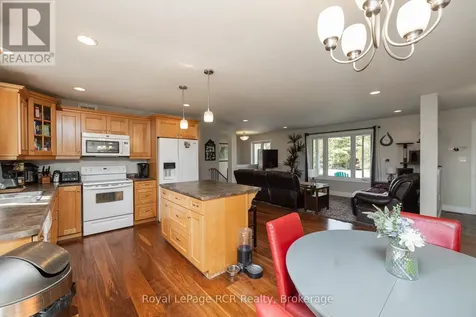 123 Douglas Street Chatsworth ON N0H 2V0