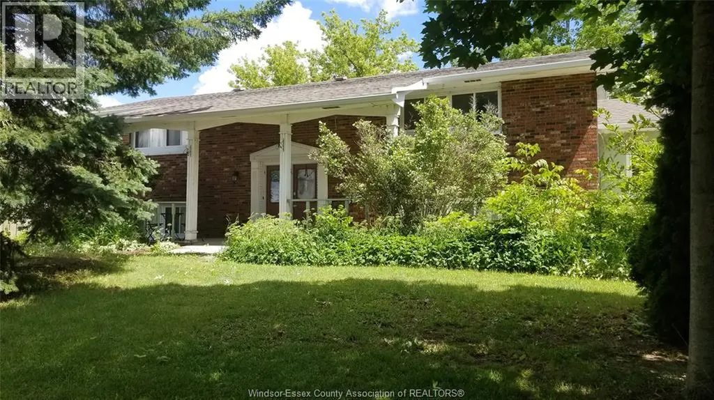 8 Story Street Blenheim ON N0P 1A0