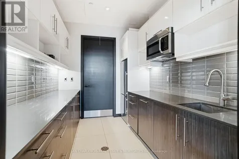 255 Bay Street Ottawa ON K1R 0C5
