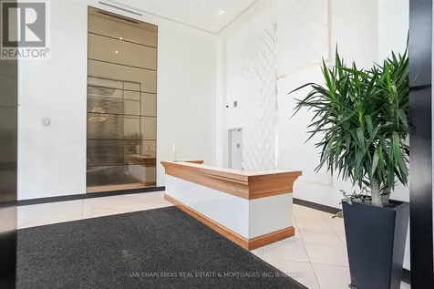 255 Bay Street Ottawa ON K1R 0C5