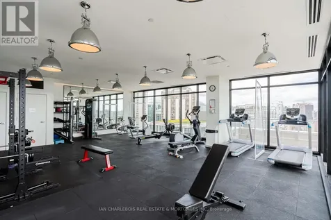 255 Bay Street Ottawa ON K1R 0C5