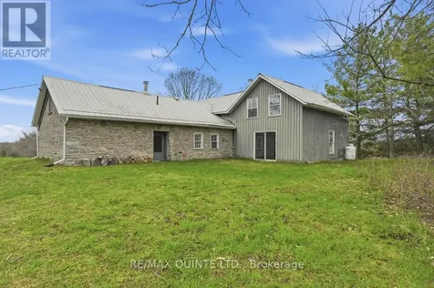 1079 Clearview Road Centre Hastings ON K0K 3E0
