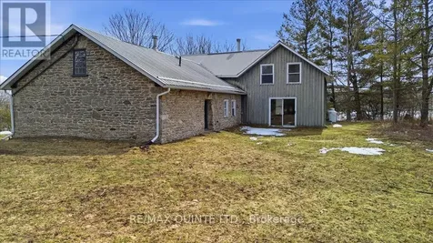 1079 Clearview Road Centre Hastings ON K0K 3E0