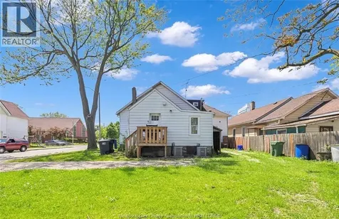 294 Louis Avenue Windsor ON N9A 1W2