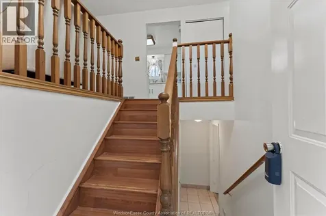 816 Dawson Road Windsor ON N8Y 4A2