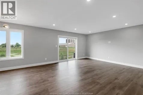 8 Betty Court Chatham ON N7M 0T9