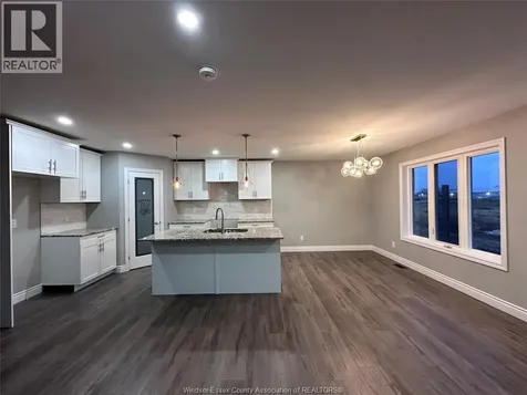 8 Betty Court Chatham ON N7M 0T9