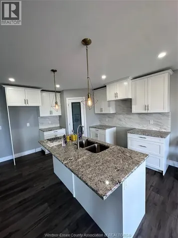 8 Betty Court Chatham ON N7M 0T9