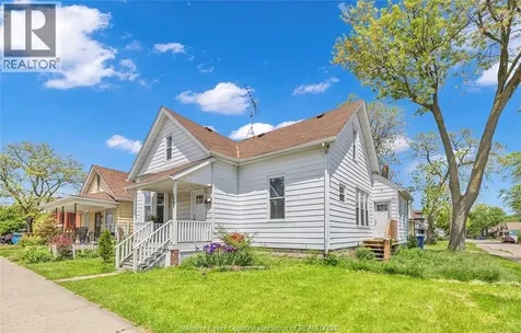 294 Louis Avenue Windsor ON N9A 1W2