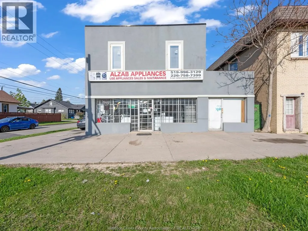 1500-1502 Howard Avenue Windsor ON N8X 3T4