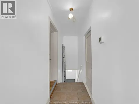 1500-1502 Howard Avenue Windsor ON N8X 3T4