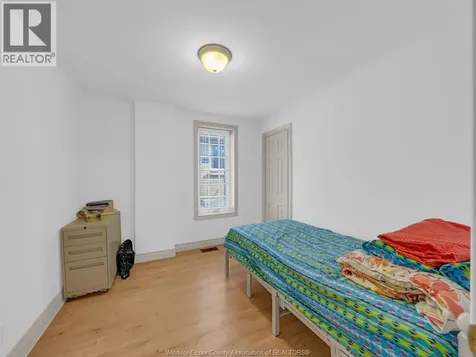 1500-1502 Howard Avenue Windsor ON N8X 3T4