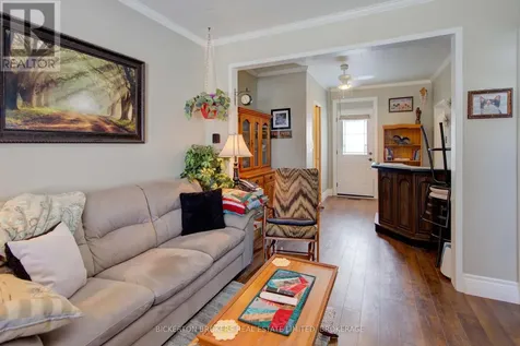 292 William Street North Gananoque ON K7G 1S5