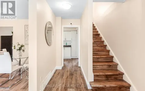 501 Glenelm Crescent Waterloo ON N2L 5C7