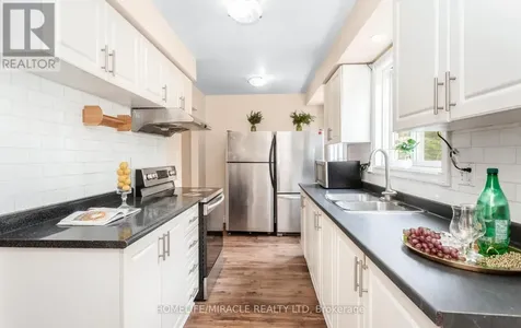 501 Glenelm Crescent Waterloo ON N2L 5C7