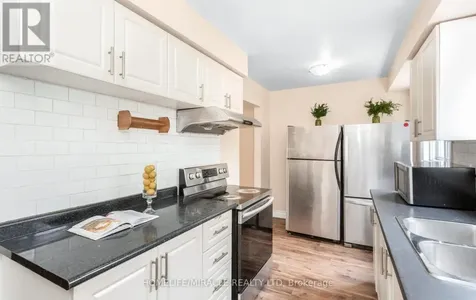 501 Glenelm Crescent Waterloo ON N2L 5C7