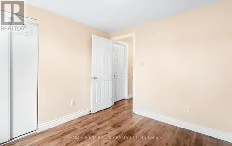 501 Glenelm Crescent Waterloo ON N2L 5C7