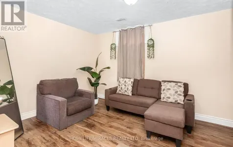501 Glenelm Crescent Waterloo ON N2L 5C7