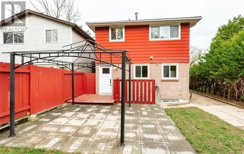 501 Glenelm Crescent Waterloo ON N2L 5C7