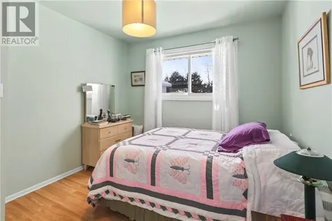 53 Walcot Street Little Current ON P0P 1K0