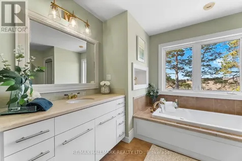 5038 Thornton Road North Oshawa ON L1H 7K4