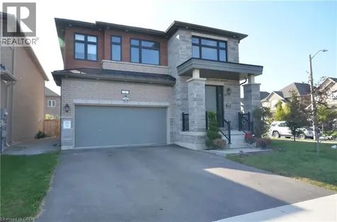 4 Findlay Drive Ancaster ON L9K 0H4