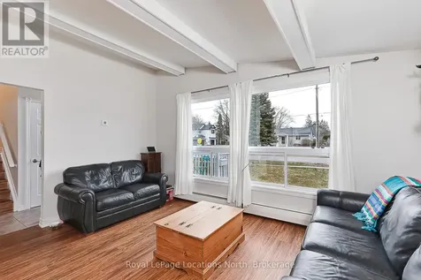 594 Oak Street Collingwood ON L9Y 2Z1