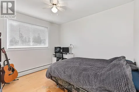 594 Oak Street Collingwood ON L9Y 2Z1