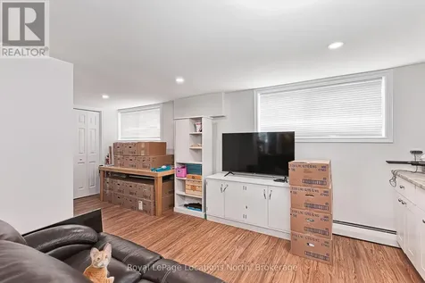 594 Oak Street Collingwood ON L9Y 2Z1