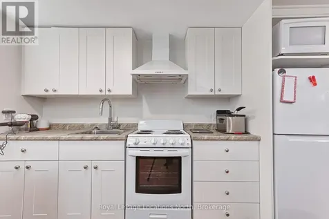 594 Oak Street Collingwood ON L9Y 2Z1