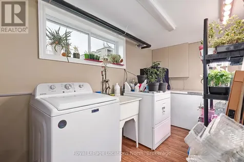 594 Oak Street Collingwood ON L9Y 2Z1