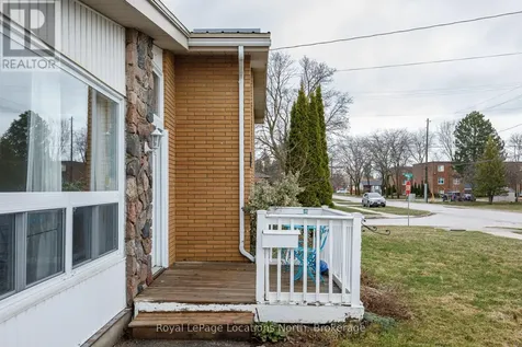594 Oak Street Collingwood ON L9Y 2Z1